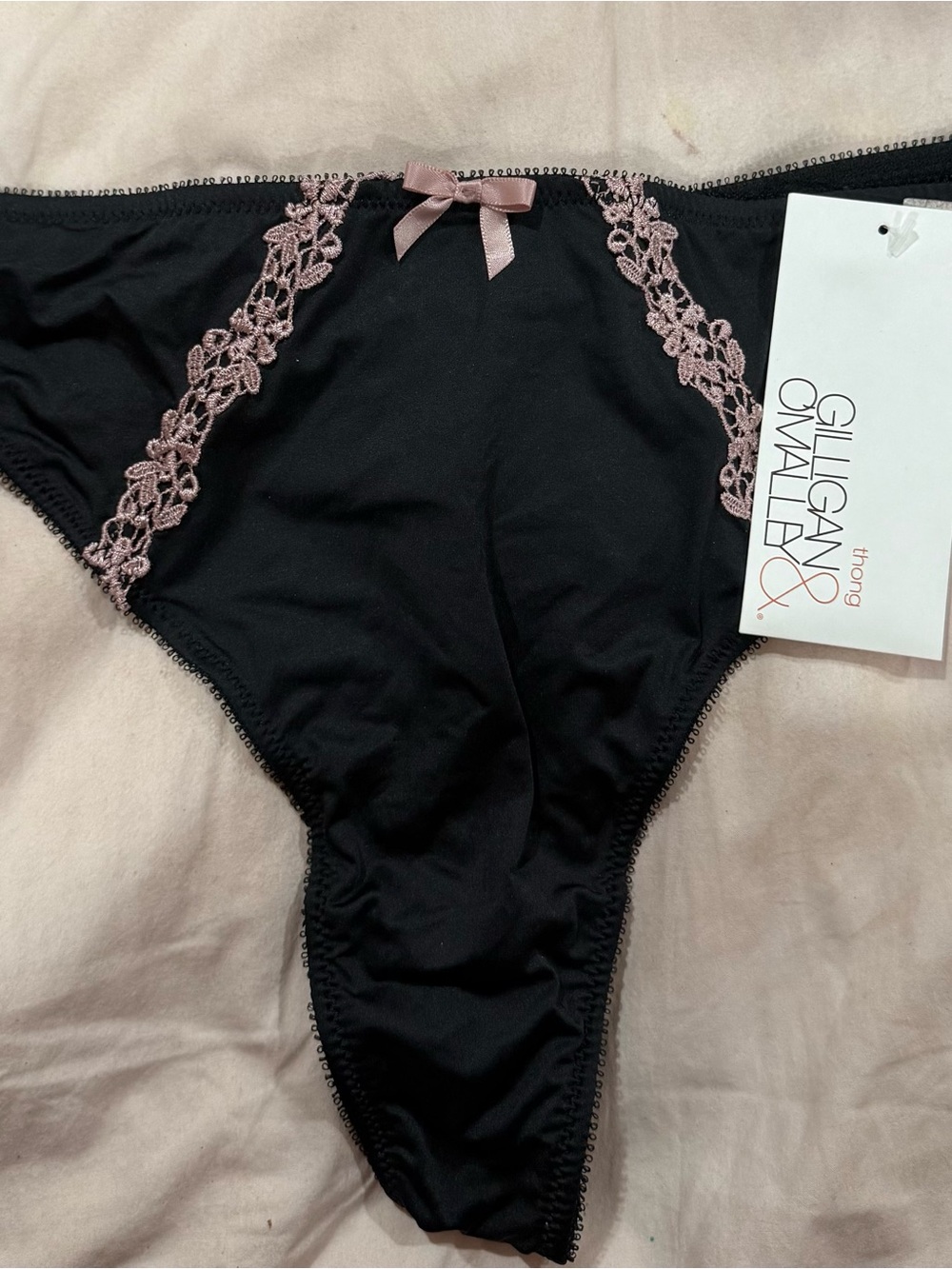 Set of 5 NWT Gillian & O’Malley Thong Panties - Picture 4 of 5